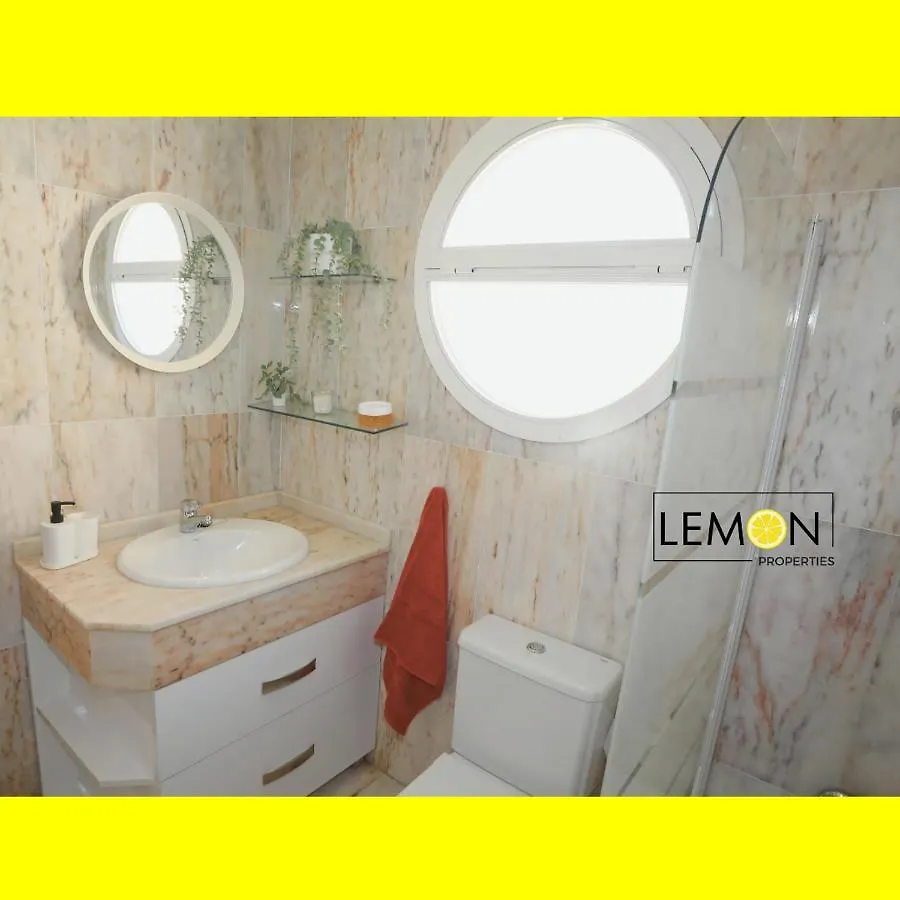 Lemon Beach Torrequebrada Apartament Benalmadena 0*,  Spain